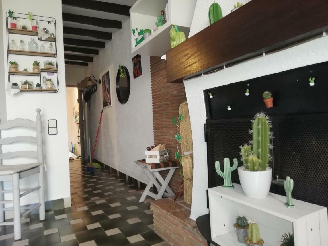 Can Cactus Garriguella Dış mekan fotoğraf
